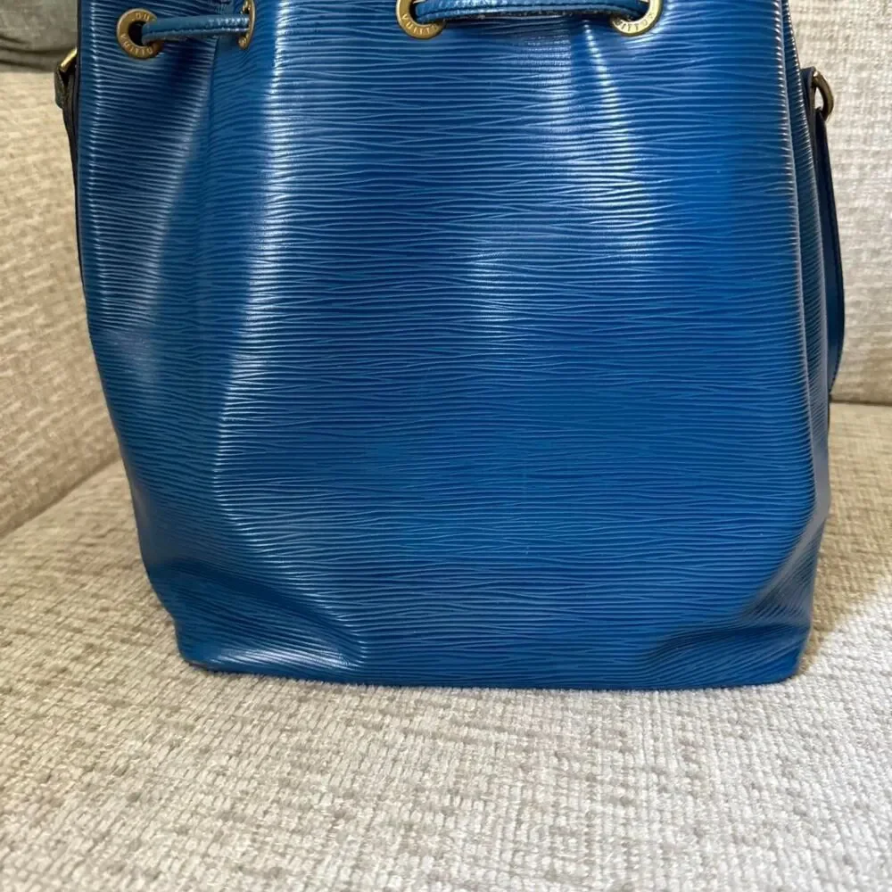 Louis Vuitton Epi Petit Noe